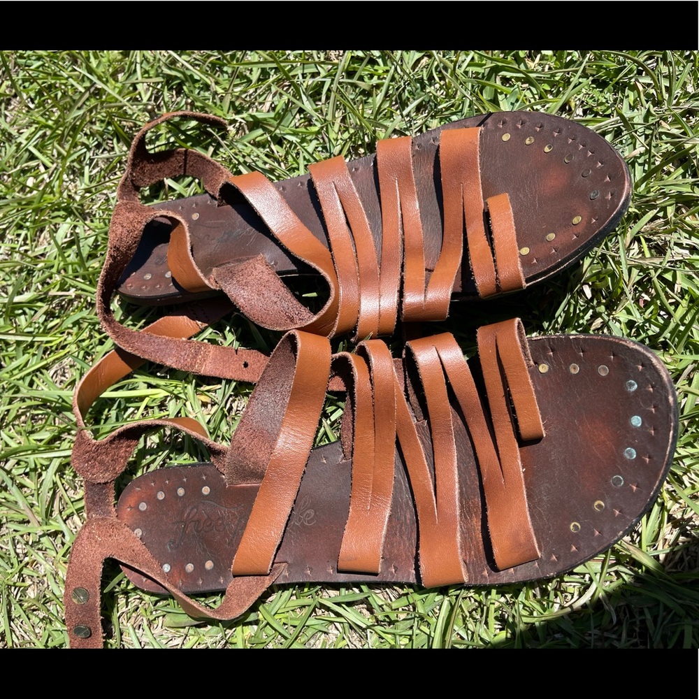 Free people sandals